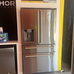 Thor 4 Door French Door Fridge With Adjustable Temp