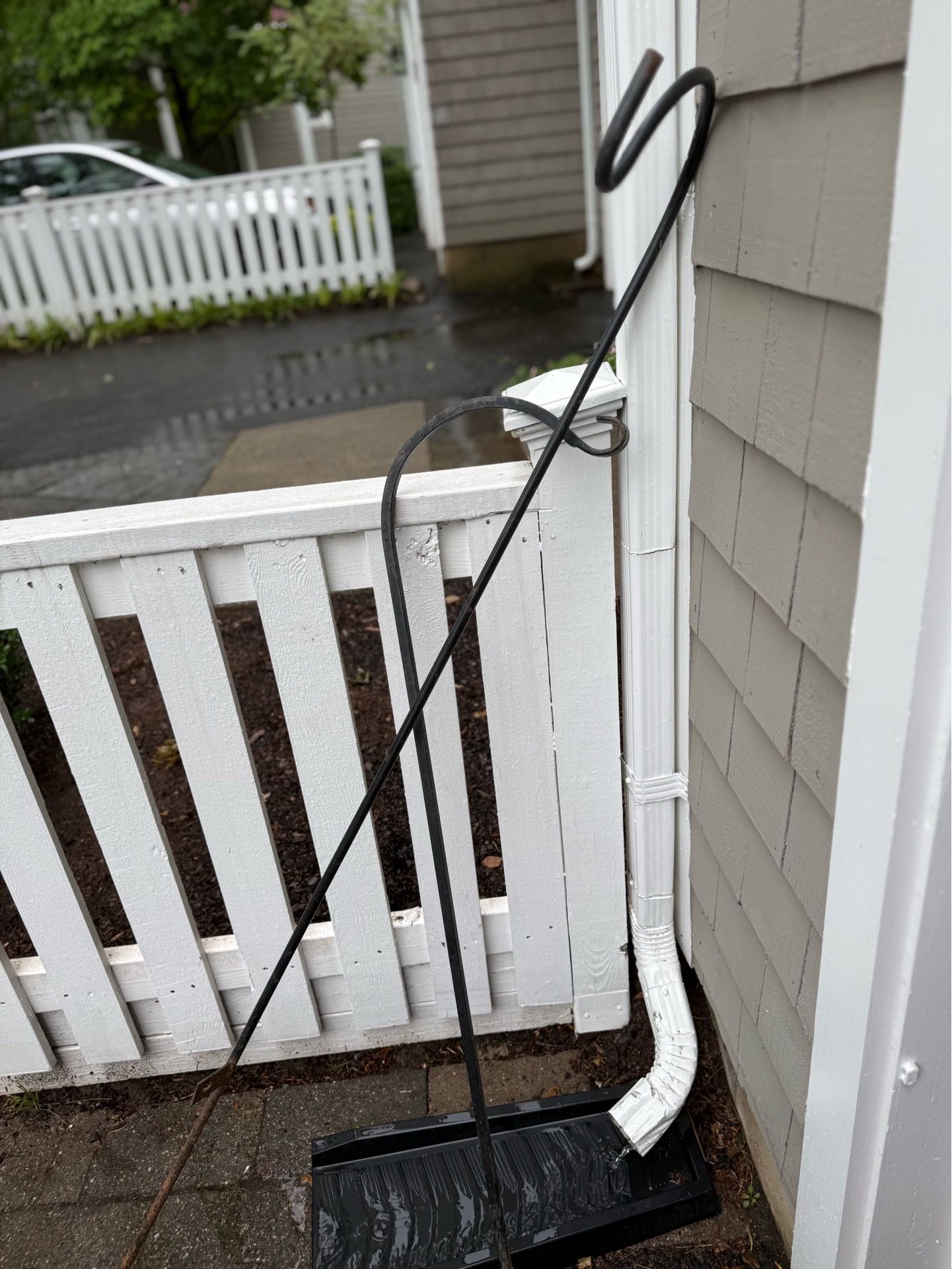 2 Metal Garden Hooks