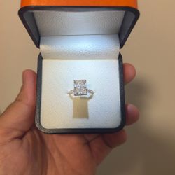 5CT Radiant Cut Diamond Ring 