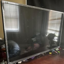 Selling Used Like New VIZIO 32 Inch Tv 