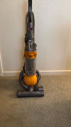 Dyson DC 25 Vacuum 