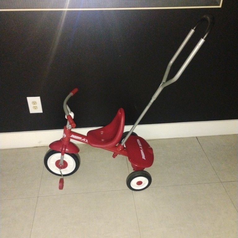 Triciclo Radio Flyer 