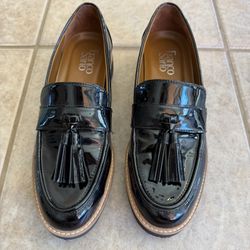 Franco Sarto Carolynn Loafer Women's size 8 black patent flat shoe With Tassels