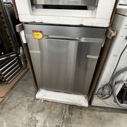 NEW SAMSUNG STAINLESS STEEL DISHWASHER 
