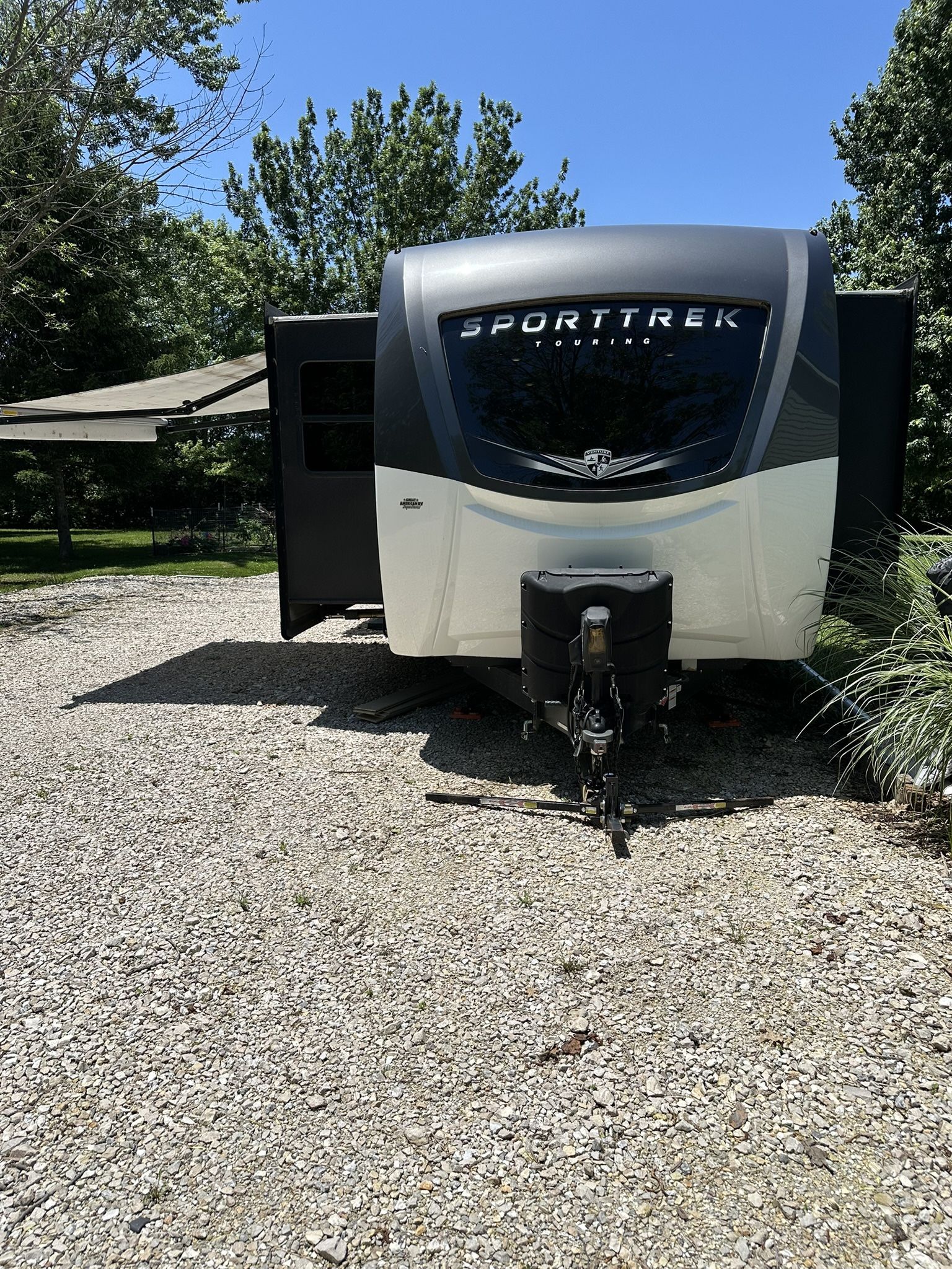 2022 Venture Sporttrek Touring