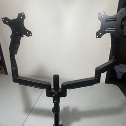 triple monitor desk mount. However only 2 monitors mounts. Really nice item. 