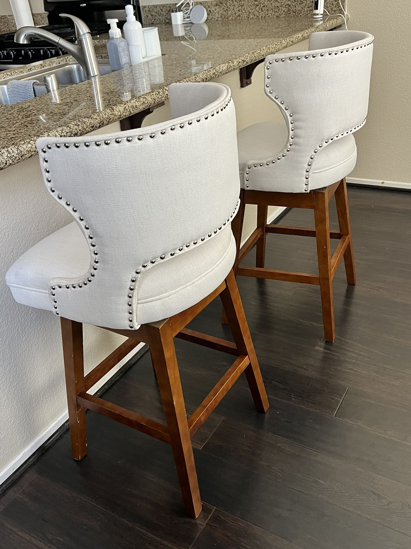 26" Swivel Bar Stool Set of 2, Farmhouse Linen Upholstered Counter Height Bar Stools