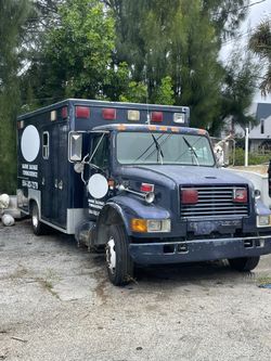 Heavy Duty Diesel Truck Ambulance