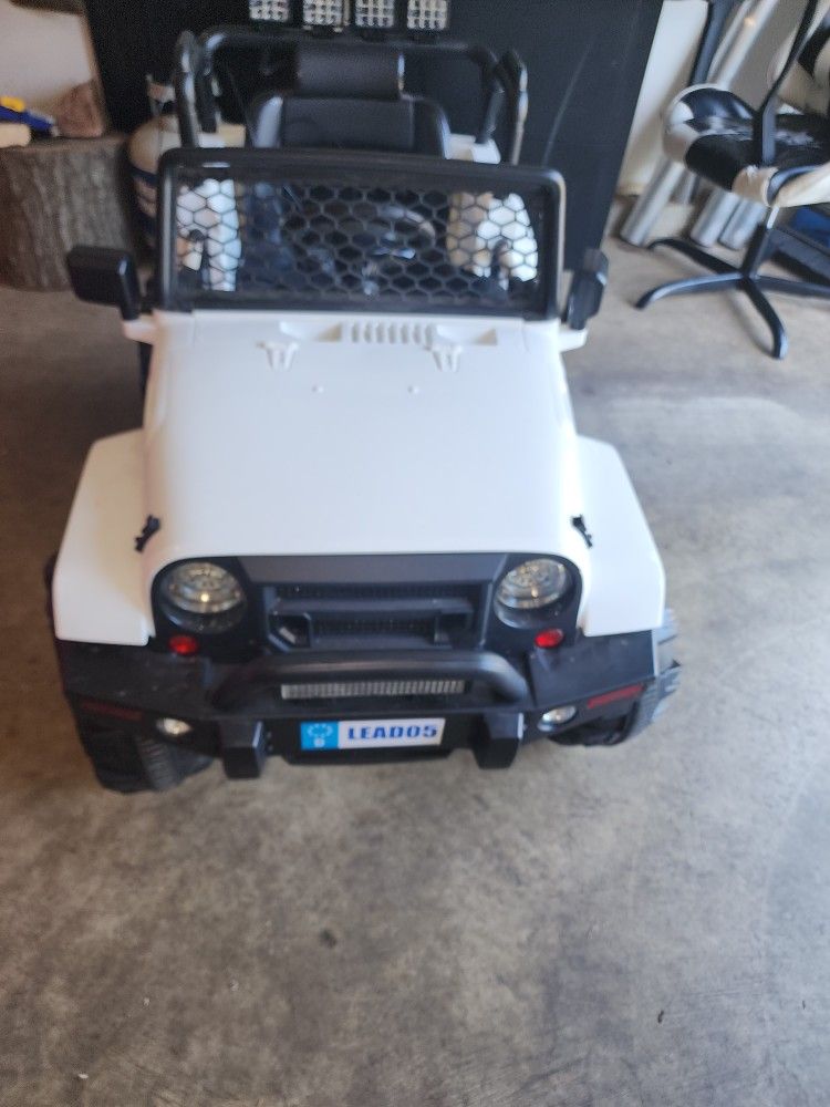 2 Kids Cars