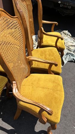 Vintage Set of 5 Mid Century Italian Provincial Cane Back Dining Chairs yellow color L18”*D18”*H17”(address in description) 👇delivery 🚚 available wi