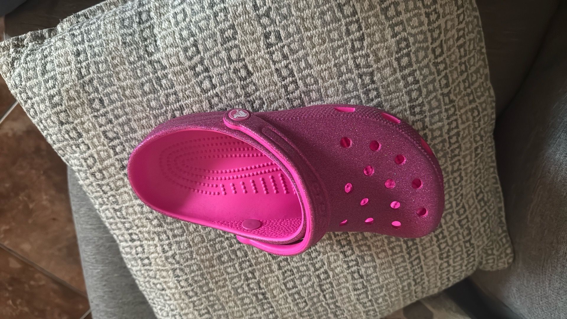 Crocs pink new