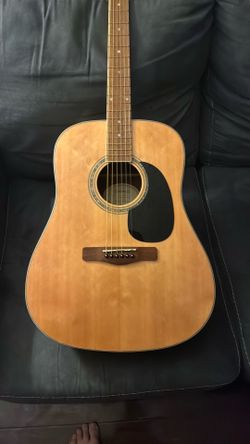 Acoustic  Guitar - Mitchell Motion D150 Dreadnought