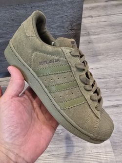 Adidas Superstar size 4.5 preowned 