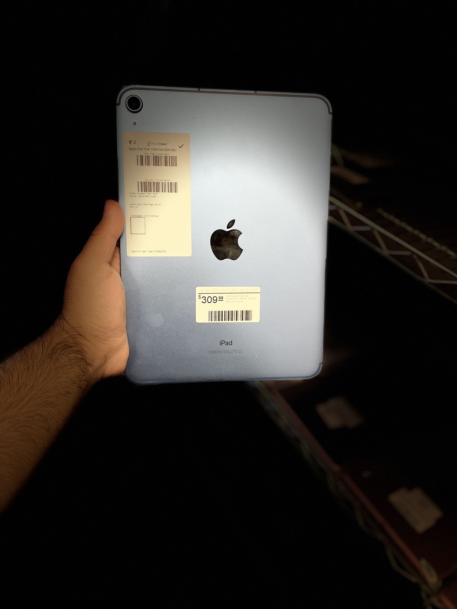 iPad 10th Generation 64GB Cellular Unlocked WiFi - Blue