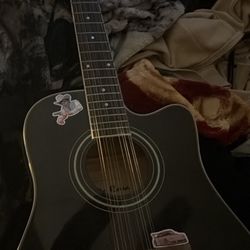12 String Guitar