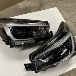 2019/2021 Subaru Forester Pair Of Headlights 