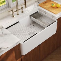 Eridanus 33" White Ceramic Farmhouse Kitchen Sink