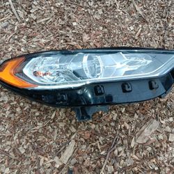 2018 Ford Fusion Headlight