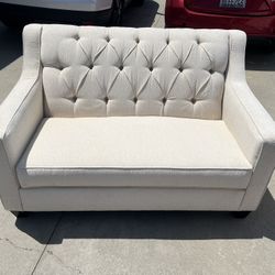 Sofa Biege Picking Up In Alhambra. No Delivery