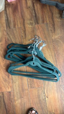 18 Green felt hangers