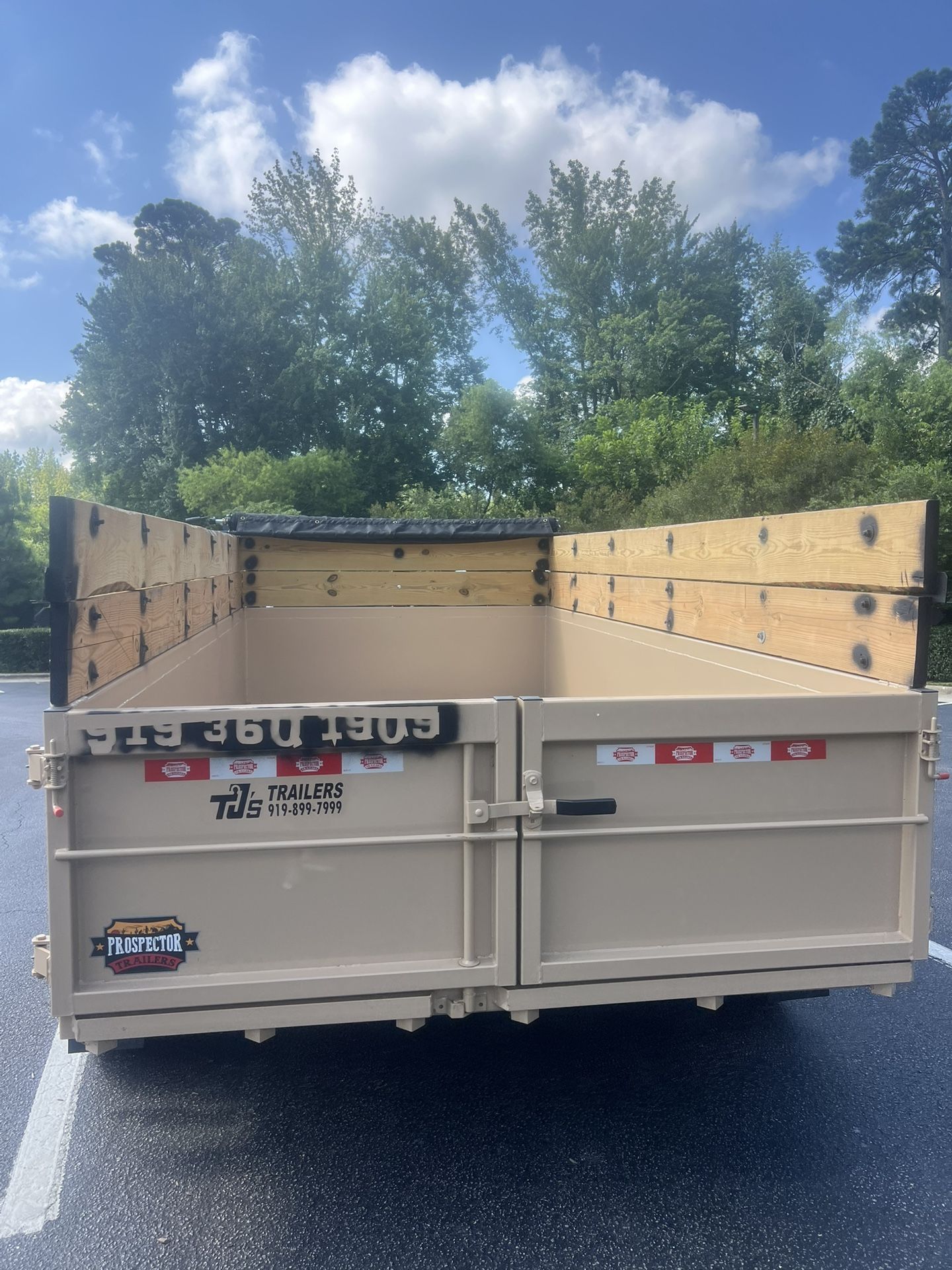 2025 14x7x4 Dump Trailer