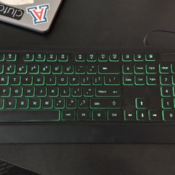 RGB Color Changing Full Keyboard - USB-A(Regular USB) - Like New Condition 