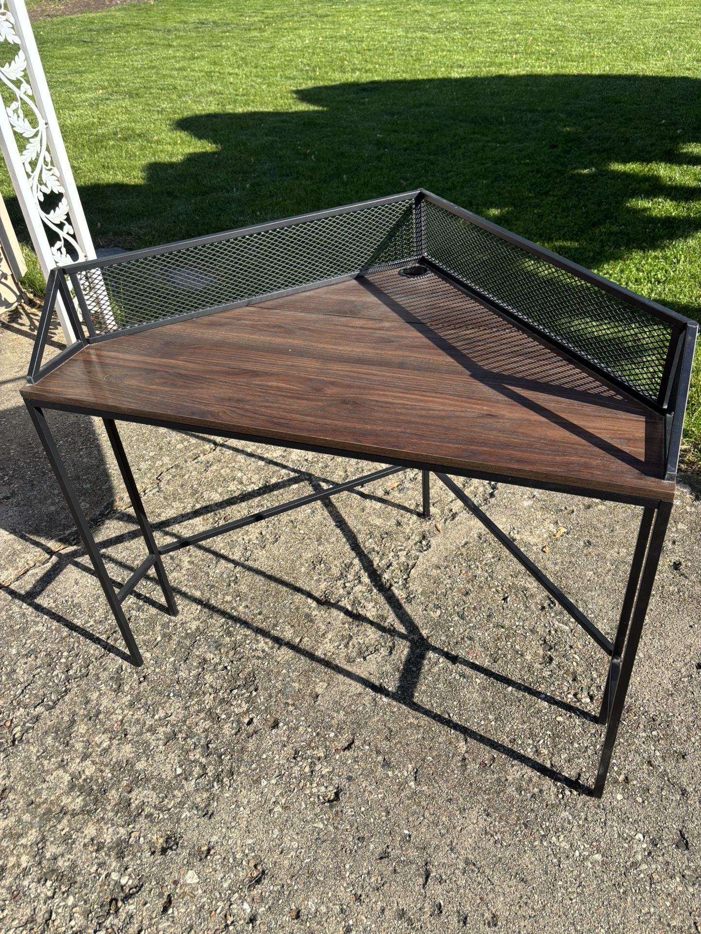 Corner Table (industry Style)