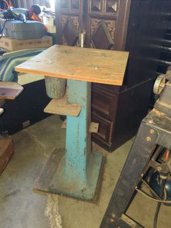 STEEL STAND W WOOD TOP