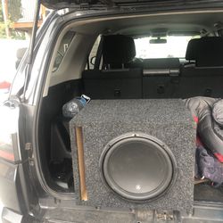 13.5 inch JL Subwoofer with a JL RD500/1 amp