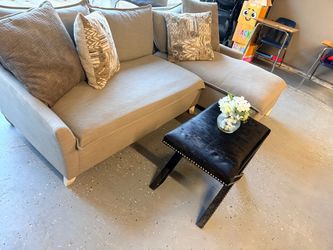 Sectional couch