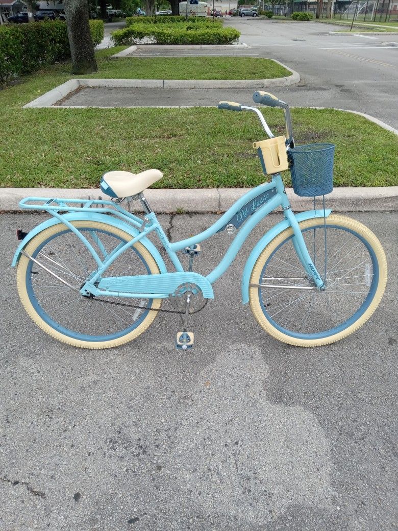 New 26" Beach Cruiser $175 Firm Not Negociable