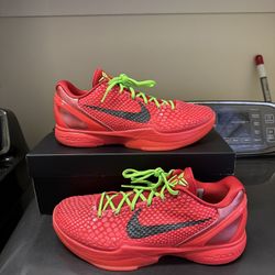 Nike Kobe 6 REVERSE GRINCH, Size 11