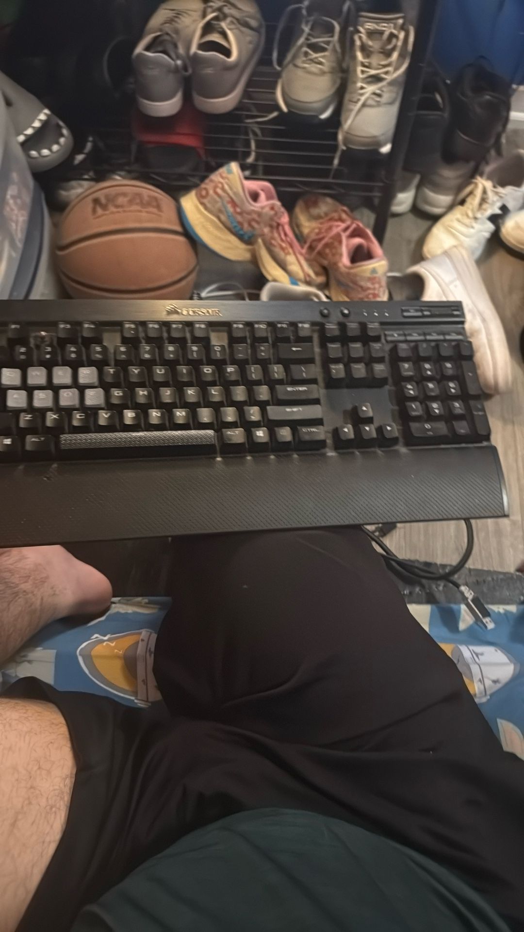 CORSAIR RED LED KEYBOARD