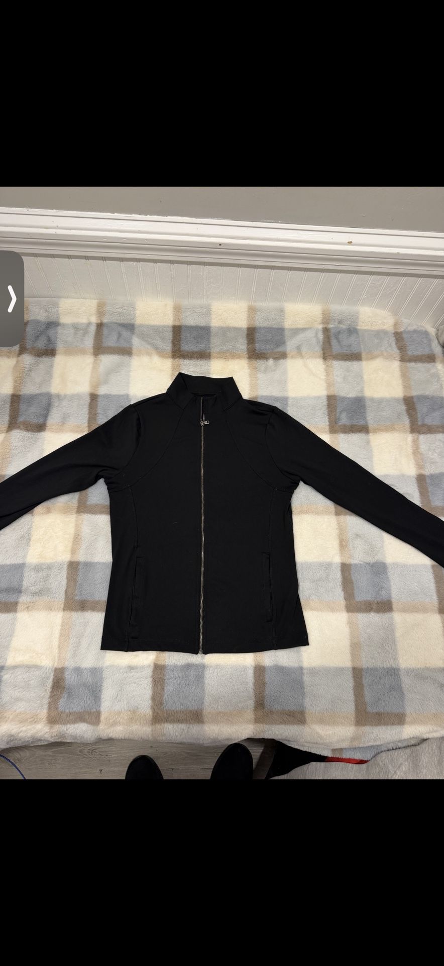 Women’s Active Wear Zip Up