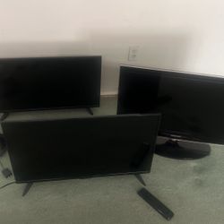 3 TVs 