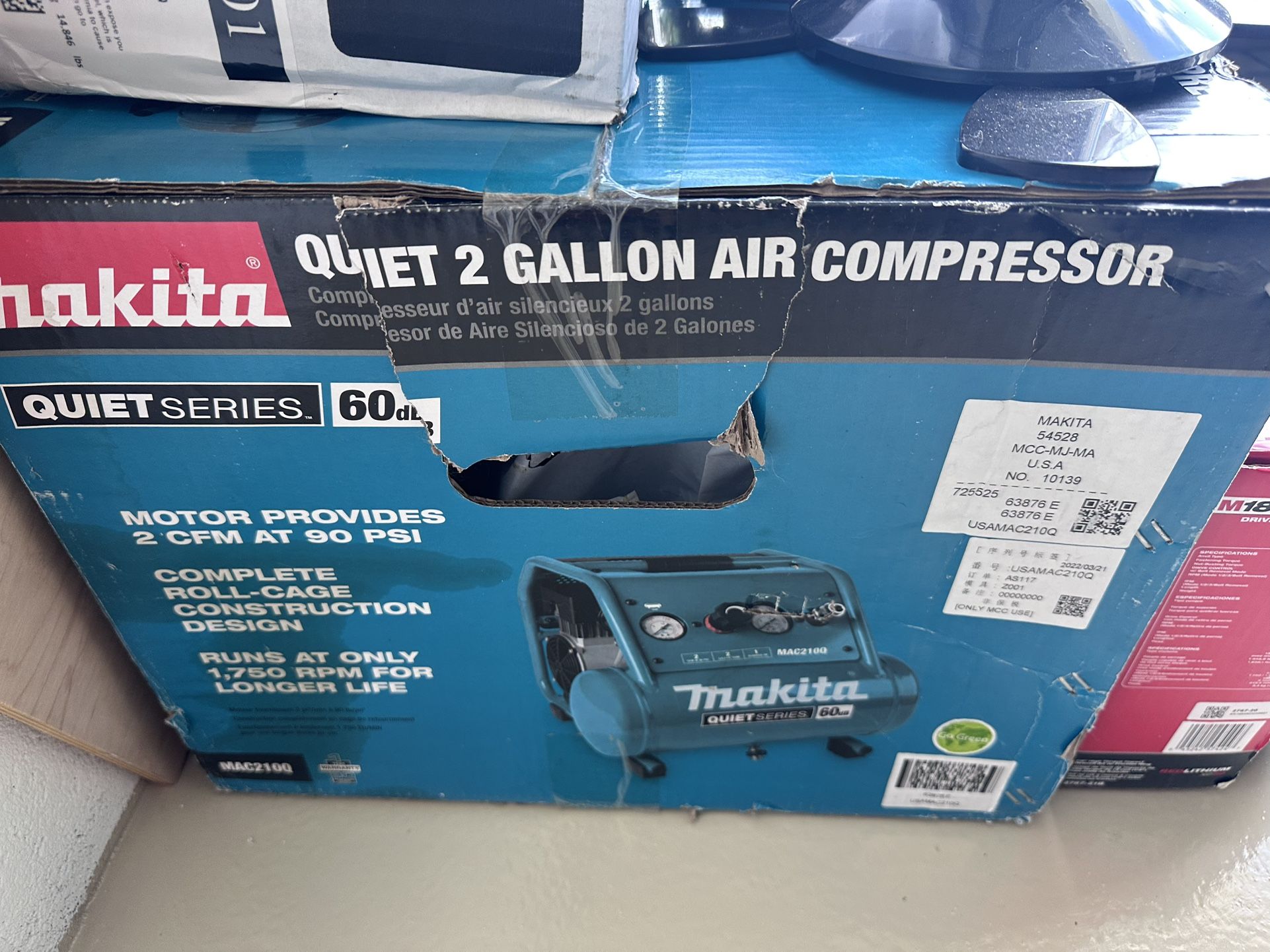 Makita Quiet Series Air Compressor 