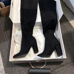 Black Suede Over The Knees Boot
