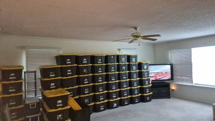 TOTES ALL NEW 27GALLON