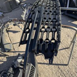 Chevy Tahoe Suburban Grille Oem