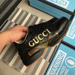 Gucci Shoes 