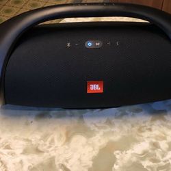 JBL BOOMBOX 