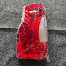 Ford f250 right taillight