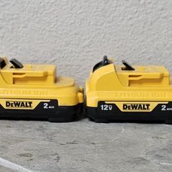 DeWalt 12v 2 a.h. Batteries DCB122 (READ DESCRIPTION/leer descripción)