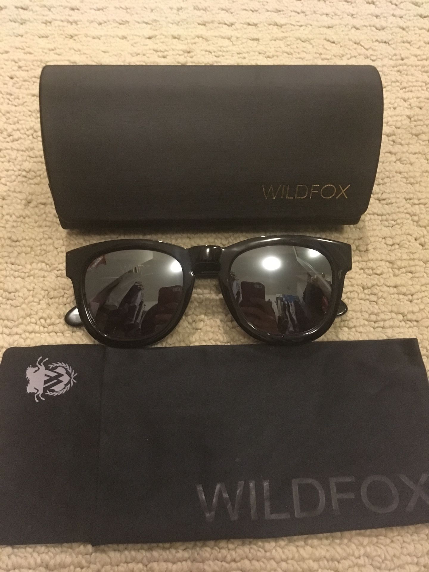 WILDFOX classic fox sunglasses women