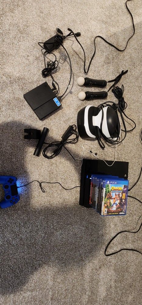 🎮 PS4 + PSVR Bundle with Games – Great Condition – $375 OBO