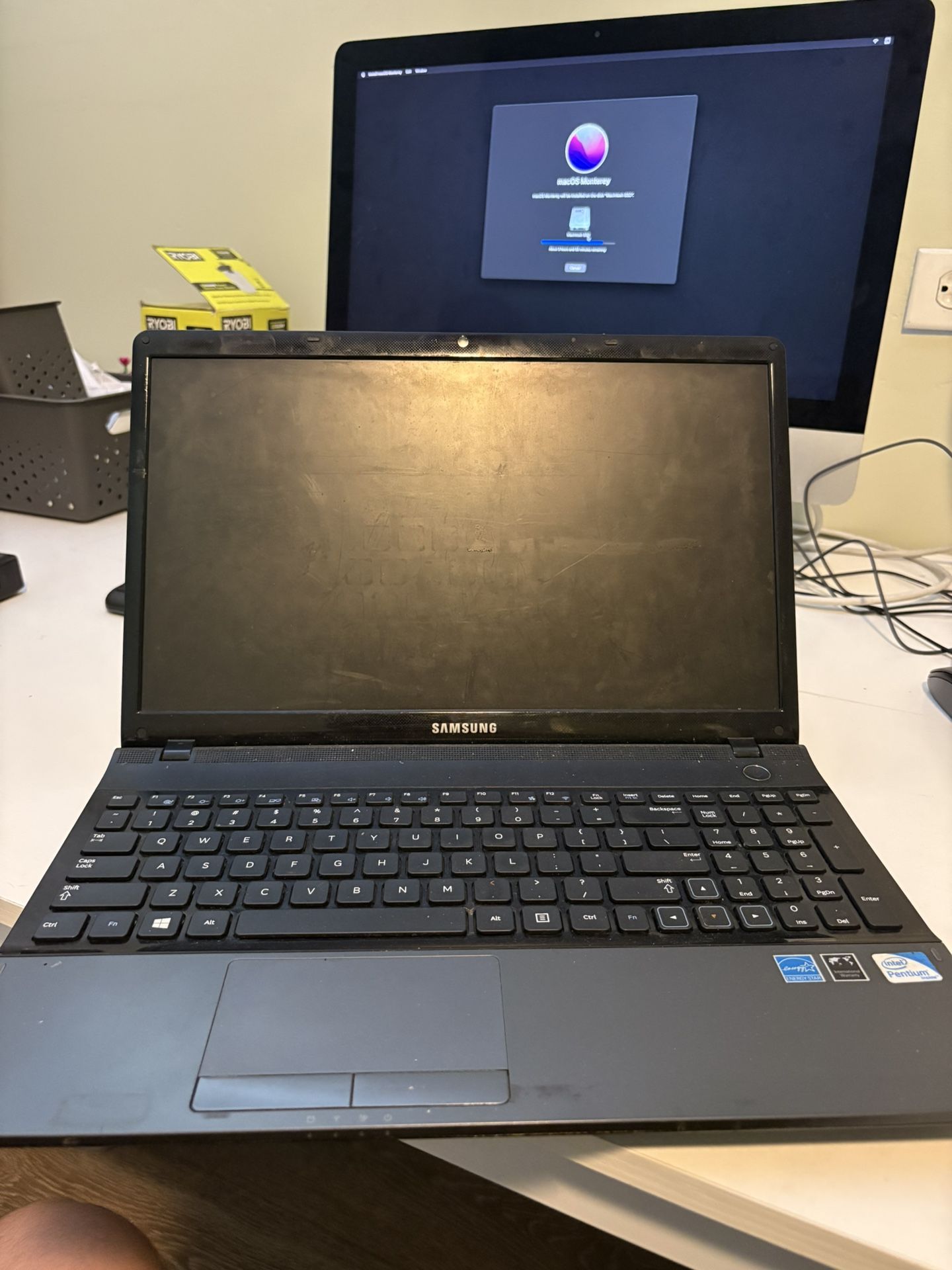 Samsung Laptop 