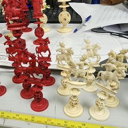 19th century Chinese export carved ivory puzzle-ball chess set