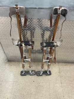 Set of generic stilts