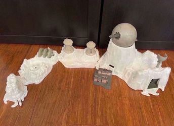 Vintage Star Wars Micro Collection Hoth World & Turrets Playset