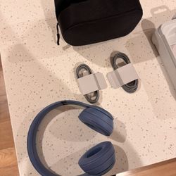 Beats Solo 4